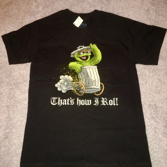 Sesame Street Other - Oscar the grouch size small brand new!